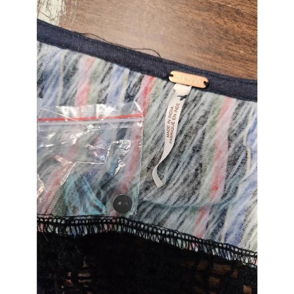 Free People Black Crochet Striped Crop Top Small - Picture 7 of 8